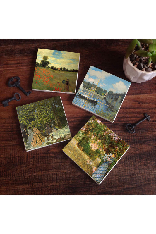 Pinecone Claude Monet Bahçede, Kırda Öğle Yemeği, Argenteuil'de Köprü, Gelincikler Taş Bardak Altlığı Seti - 4 Parça - Dekoratif, Rustik Mutfak Aksesuarı, 10x10 cm, Kaydırmaz TabanlıSC128