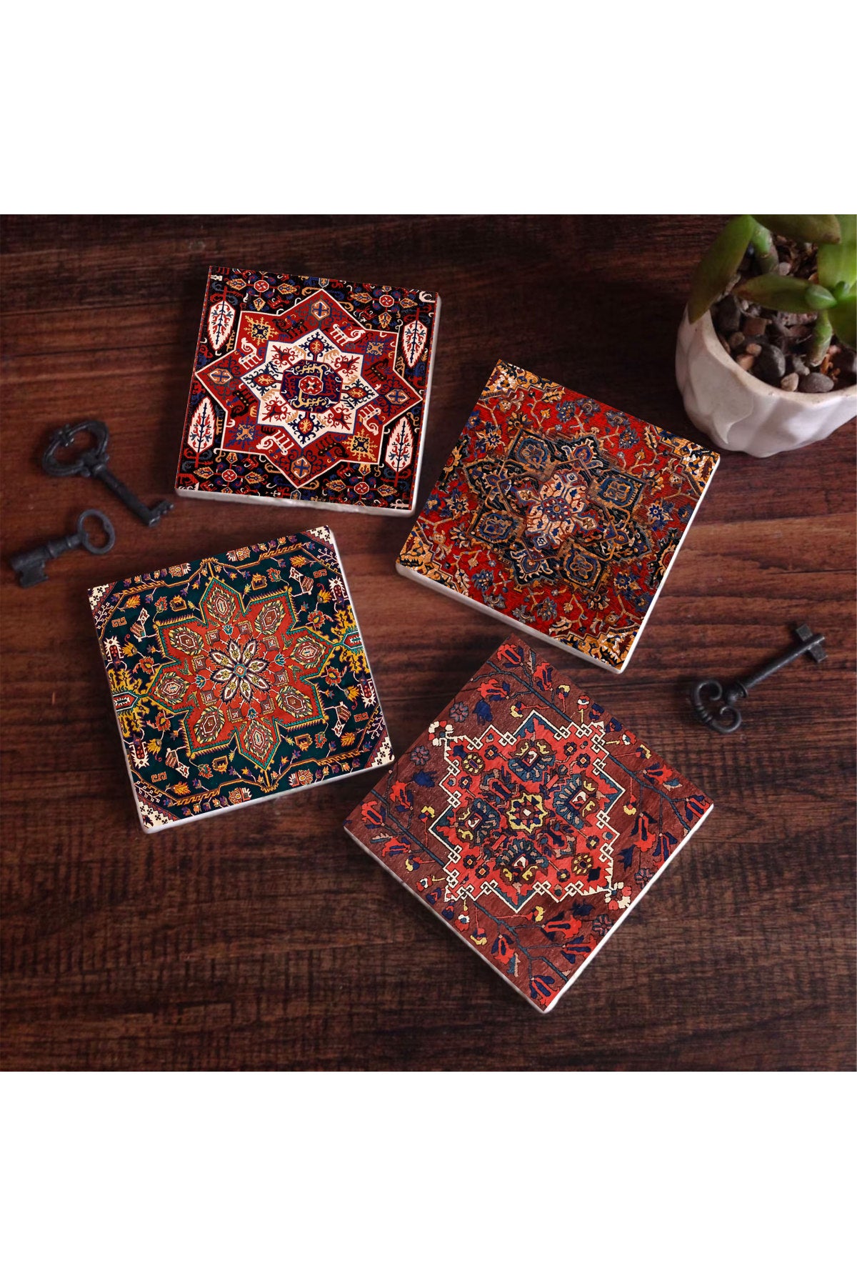 Pinecone Desen Taş Bardak Altlığı Seti - 4 Parça - Dekoratif, Rustik Mutfak Aksesuarı, 10x10 cm, Kaydırmaz Tabanlı, Şık ve Dayanıklı SC170
