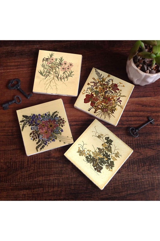 Pinecone Vintage Çiçek Taş Bardak Altlığı Seti - 4 Parça - Dekoratif, Rustik Mutfak Aksesuarı, 10x10 cm, Kaydırmaz Tabanlı, Şık ve Dayanıklı SC172