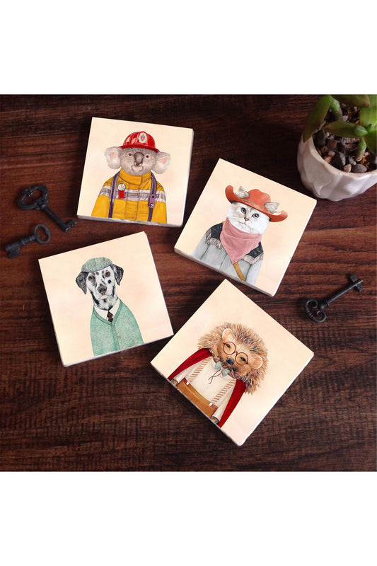 Pinecone Kirpi, Köpek, Kedi, Koala Taş Bardak Altlığı Seti - 4 Parça - Dekoratif, Rustik Mutfak Aksesuarı, 10x10 cm, Kaydırmaz Tabanlı, Şık ve Dayanıklı SC175