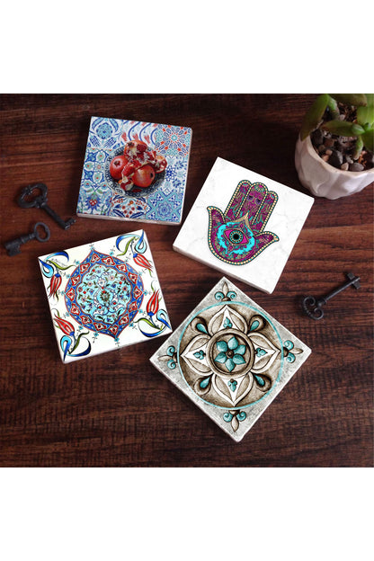 Pinecone Fatma Ana Eli (Hamsa), Çini Sanatı, Nar Taş Bardak Altlığı Seti - 4 Parça - Dekoratif, Rustik Mutfak Aksesuarı, 10x10 cm, Kaydırmaz Tabanlı, Şık ve Dayanıklı SC178