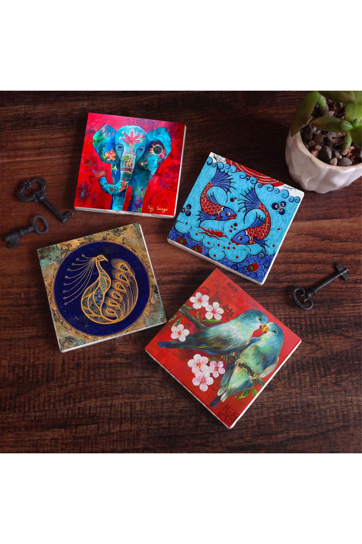 Pinecone Fil, Kuş, Tavus Kuşu, Çini Sanatı Balık Taş Bardak Altlığı Seti - 4 Parça - Dekoratif, Rustik Mutfak Aksesuarı, 10x10 cm, Kaydırmaz Tabanlı, Şık ve Dayanıklı SC185