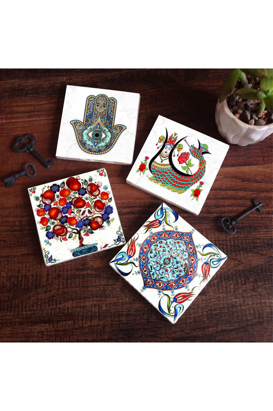 Pinecone Şahmeran, Çini Sanatı, Nar Ağacı, Fatma Ana Eli (Hamsa) Taş Bardak Altlığı Seti - 4 Parça - Dekoratif, Rustik Mutfak Aksesuarı, 10x10 cm, Kaydırmaz Tabanlı, Şık ve Dayanıklı SC186