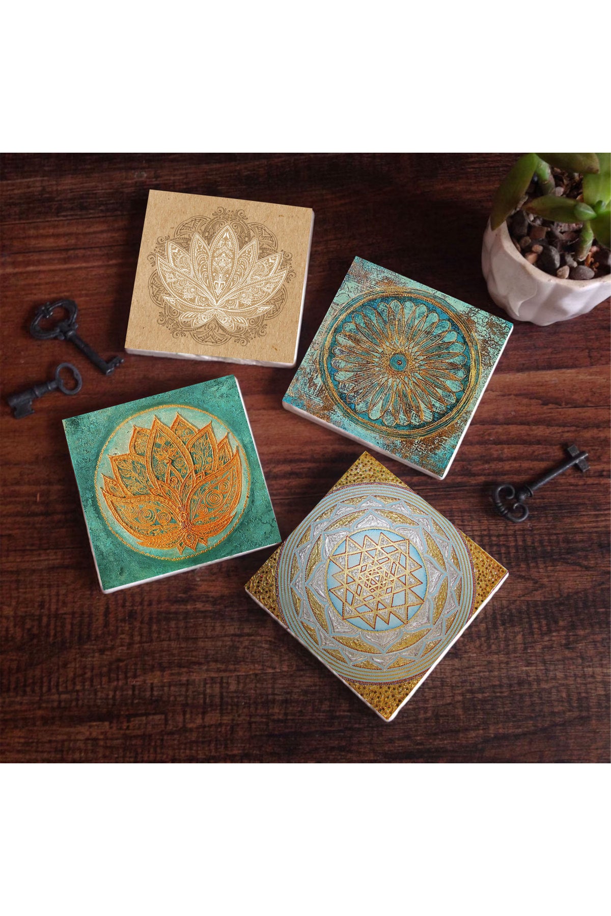 Pinecone Yaşam Çiçeği, Lotus Çiçeği, Sri Yantra Taş Bardak Altlığı Seti - 4 Parça - Dekoratif, Rustik Mutfak Aksesuarı, 10x10 cm, Kaydırmaz Tabanlı, Şık ve Dayanıklı SC207