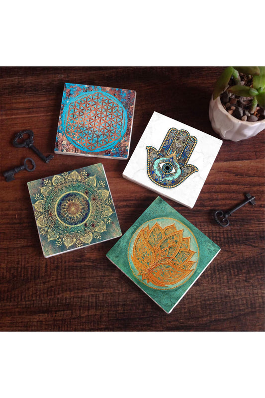 Pinecone Mandala, Yaşam Çiçeği, Lotus Çiçeği, Fatma Ana Eli (Hamsa) Taş Bardak Altlığı Seti - 4 Parça - Dekoratif, Rustik Mutfak Aksesuarı, 10x10 cm, Kaydırmaz Tabanlı, Şık ve Dayanıklı SC212