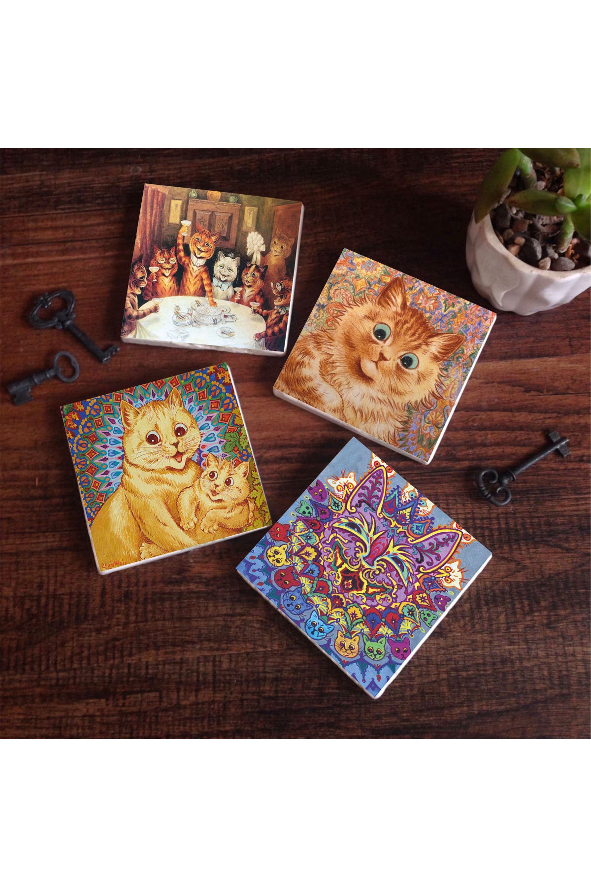 Pinecone Louis Wain Kediler Taş Bardak Altlığı Seti - 4 Parça - Dekoratif, Rustik Mutfak Aksesuarı, 10x10 cm, Kaydırmaz Tabanlı, Şık ve Dayanıklı SC213