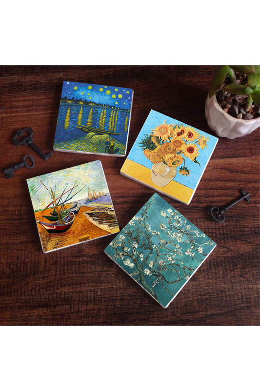 Pinecone Van Gogh Ren Nehri, Balıkçı Tekneleri, On İki Ayçiçekli Vazo, Badem Ağacı Taş Bardak Altlığı Seti - 4 Parça - Dekoratif, Rustik Mutfak Aksesuarı, 10x10 cm, Kaydırmaz TabanlıSC222