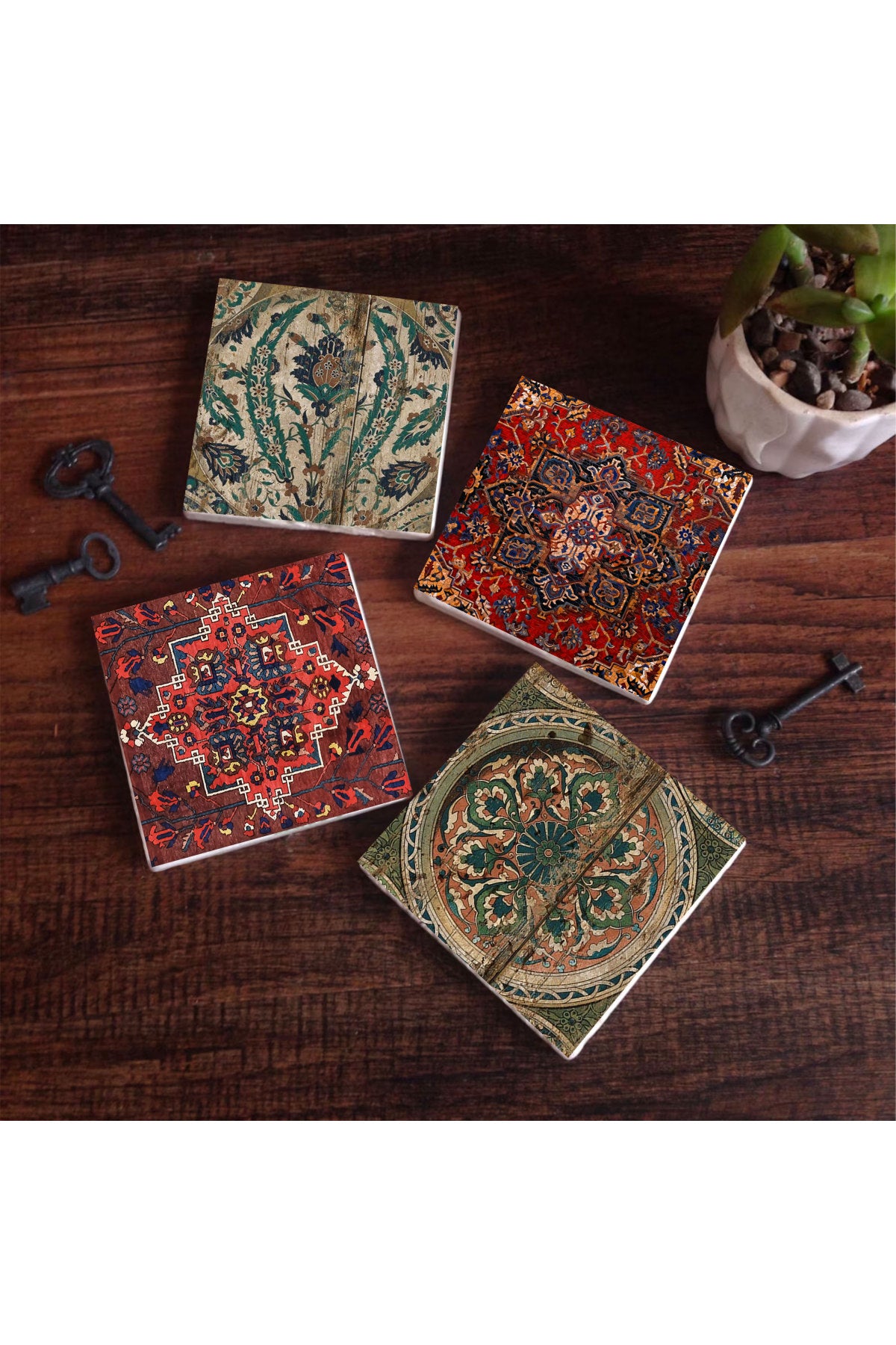 Pinecone Desen, Vintage Desen Taş Bardak Altlığı Seti - 4 Parça - Dekoratif, Rustik Mutfak Aksesuarı, 10x10 cm, Kaydırmaz Tabanlı, Şık ve Dayanıklı SC229