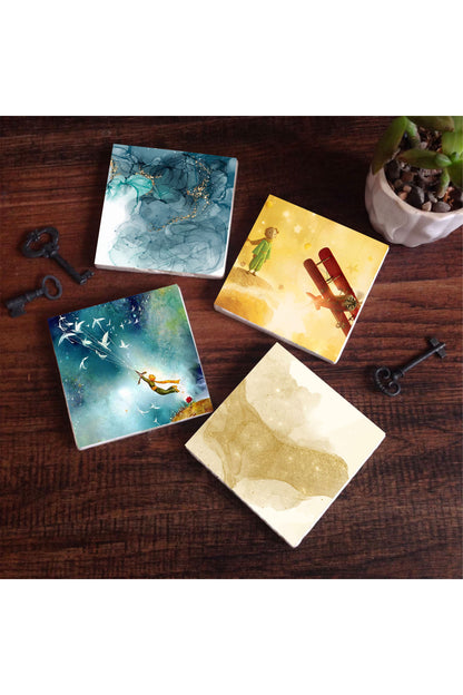 Pinecone Küçük Prens, Soyut Sanat Taş Bardak Altlığı Seti - 4 Parça - Dekoratif, Rustik Mutfak Aksesuarı, 10x10 cm, Kaydırmaz Tabanlı, Şık ve Dayanıklı SC287