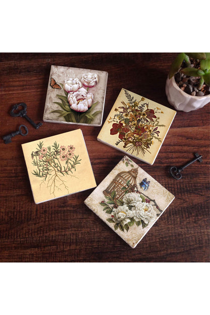 Pinecone Vintage Çiçek, Kelebekli Çiçek Taş Bardak Altlığı Seti - 4 Parça - Dekoratif, Rustik Mutfak Aksesuarı, 10x10 cm, Kaydırmaz Tabanlı, Şık ve Dayanıklı SC291