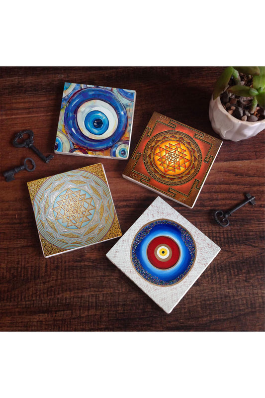 Pinecone Nazar, Sri Yantra Taş Bardak Altlığı Seti - 4 Parça - Dekoratif, Rustik Mutfak Aksesuarı, 10x10 cm, Kaydırmaz Tabanlı, Şık ve Dayanıklı SC384