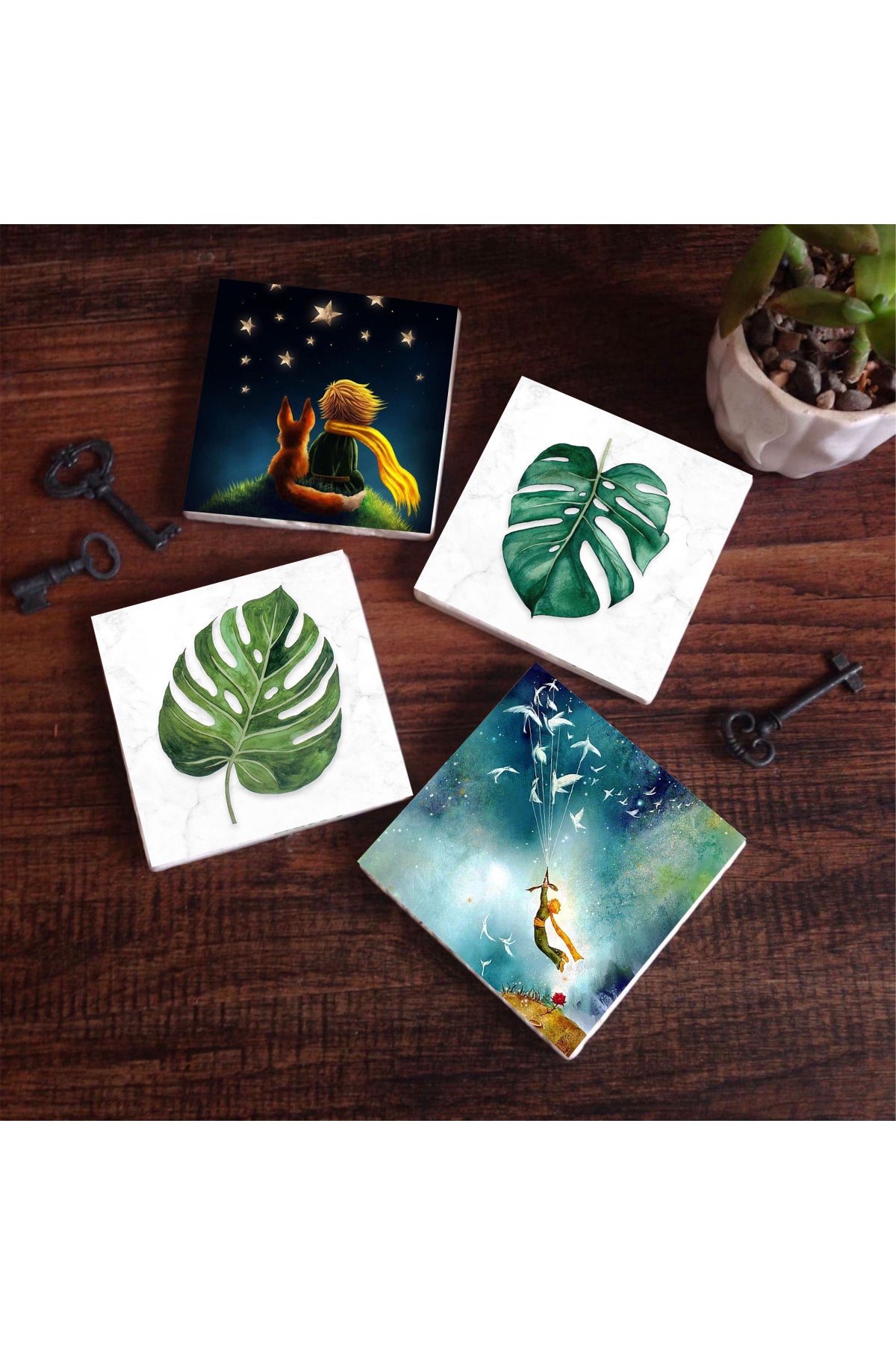 Pinecone Küçük Prens, Yaprak Taş Bardak Altlığı Seti - 4 Parça - Dekoratif, Rustik Mutfak Aksesuarı, 10x10 cm, Kaydırmaz Tabanlı, Şık ve Dayanıklı SC424