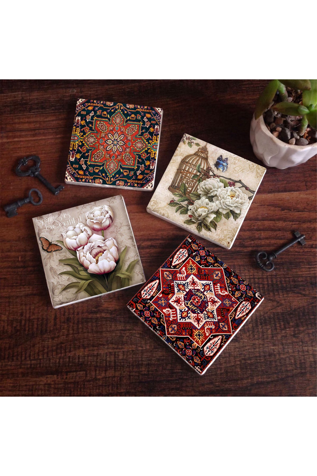 Pinecone Desen, Kelebekli Çiçek Taş Bardak Altlığı Seti - 4 Parça - Dekoratif, Rustik Mutfak Aksesuarı, 10x10 cm, Kaydırmaz Tabanlı, Şık ve Dayanıklı SC497
