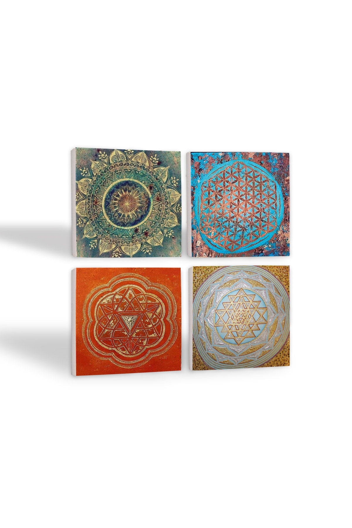 Pinecone Mandala, Yaşam Çiçeği, Sri Yantra Taş Bardak Altlığı Seti - 4 Parça - Dekoratif, Rustik Mutfak Aksesuarı, 10x10 cm, Kaydırmaz Tabanlı, Şık ve Dayanıklı SC157