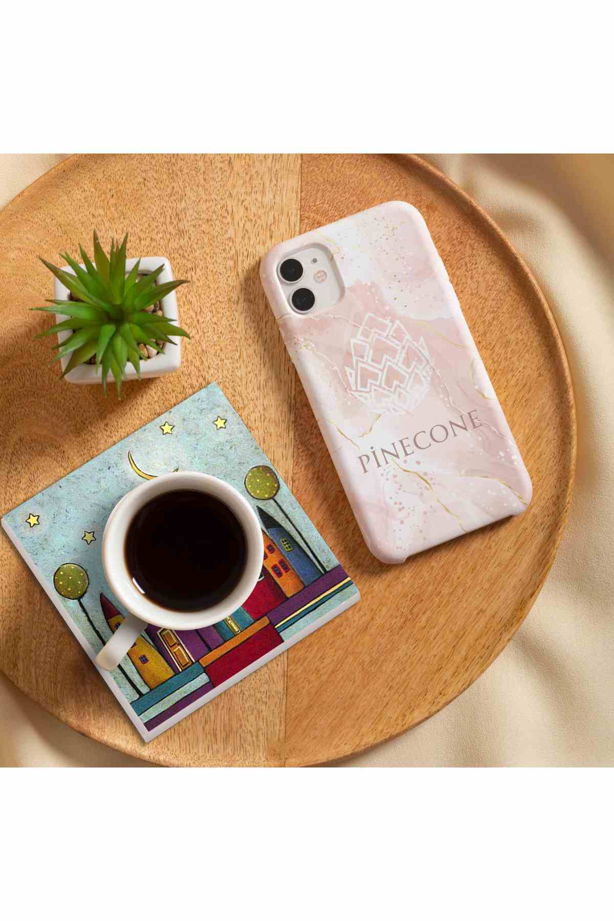 Pinecone Minimalist Bohem Taş Bardak Altlığı Seti - 4 Parça - Dekoratif, Rustik Mutfak Aksesuarı, 10x10 cm, Kaydırmaz Tabanlı, Şık ve Dayanıklı SC148