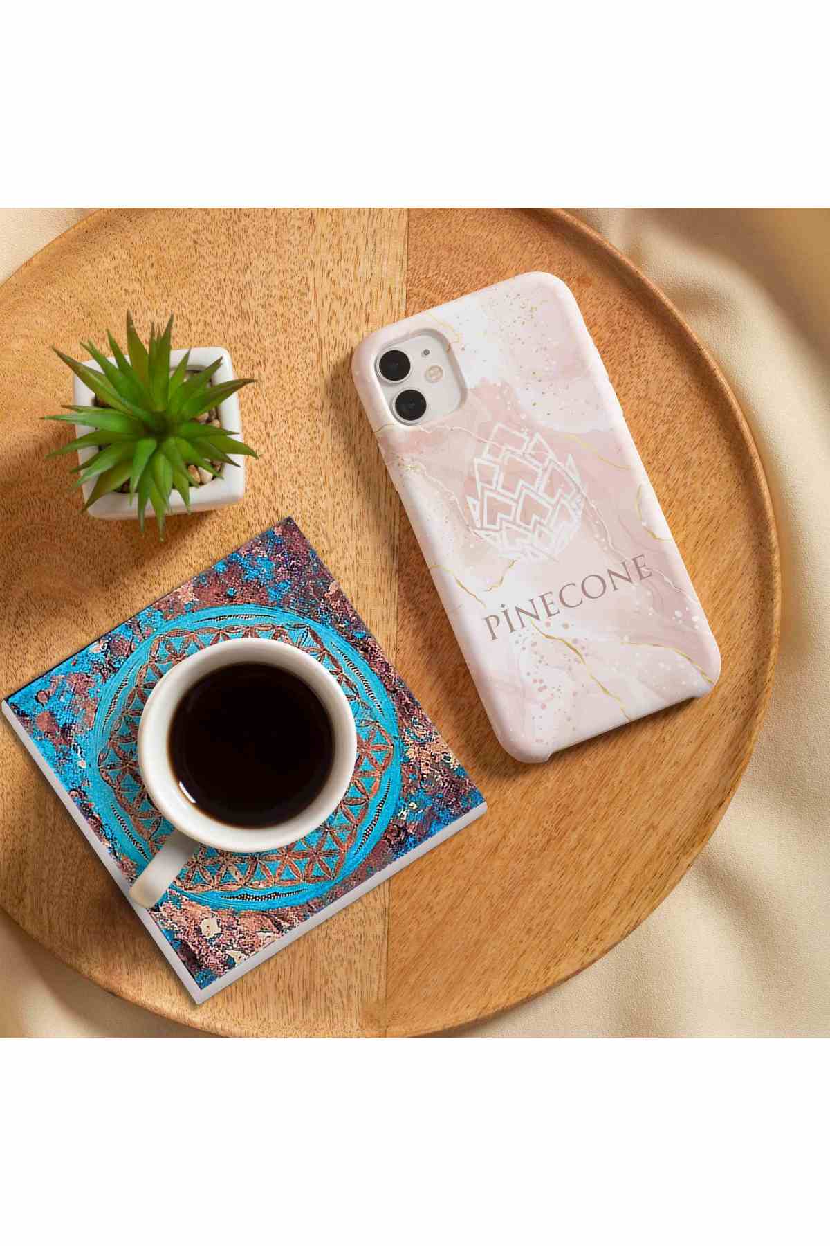 Pinecone Yaşam Çiçeği, Sri Yantra Taş Bardak Altlığı Seti - 4 Parça - Dekoratif, Rustik Mutfak Aksesuarı, 10x10 cm, Kaydırmaz Tabanlı, Şık ve Dayanıklı SC184