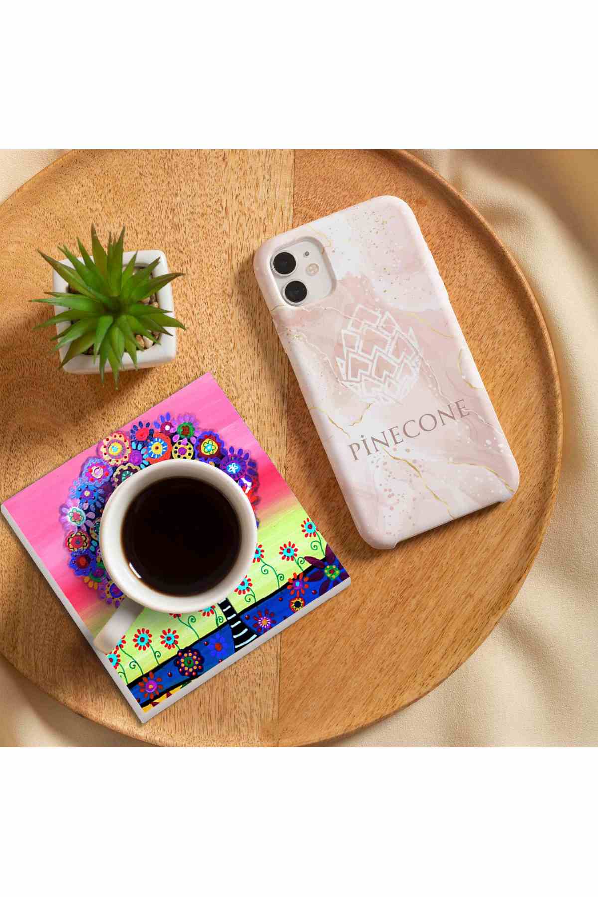 Pinecone Hayat Ağacı Taş Bardak Altlığı Seti - 4 Parça - Dekoratif, Rustik Mutfak Aksesuarı, 10x10 cm, Kaydırmaz Tabanlı, Şık ve Dayanıklı SC188